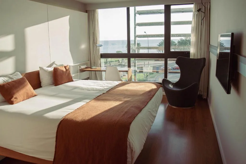 Quarto do hotel Opta Coliving em Montevidéu